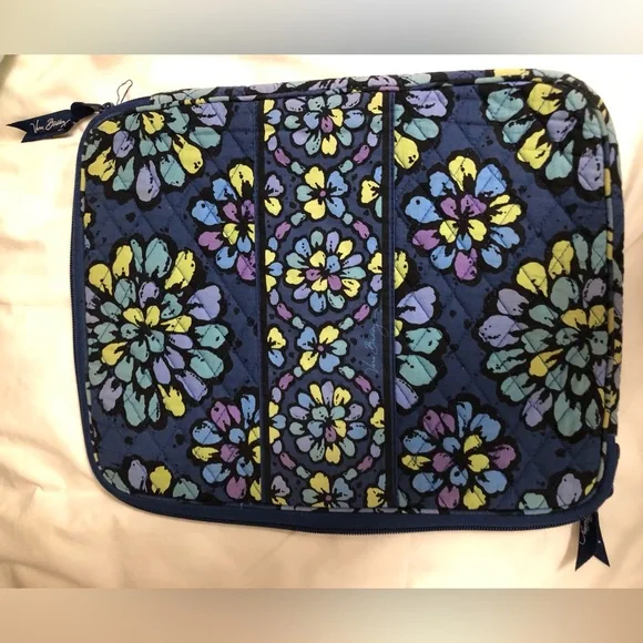 Vera Bradley Indigo Pop laptop sleeve - Picture 4 of 4